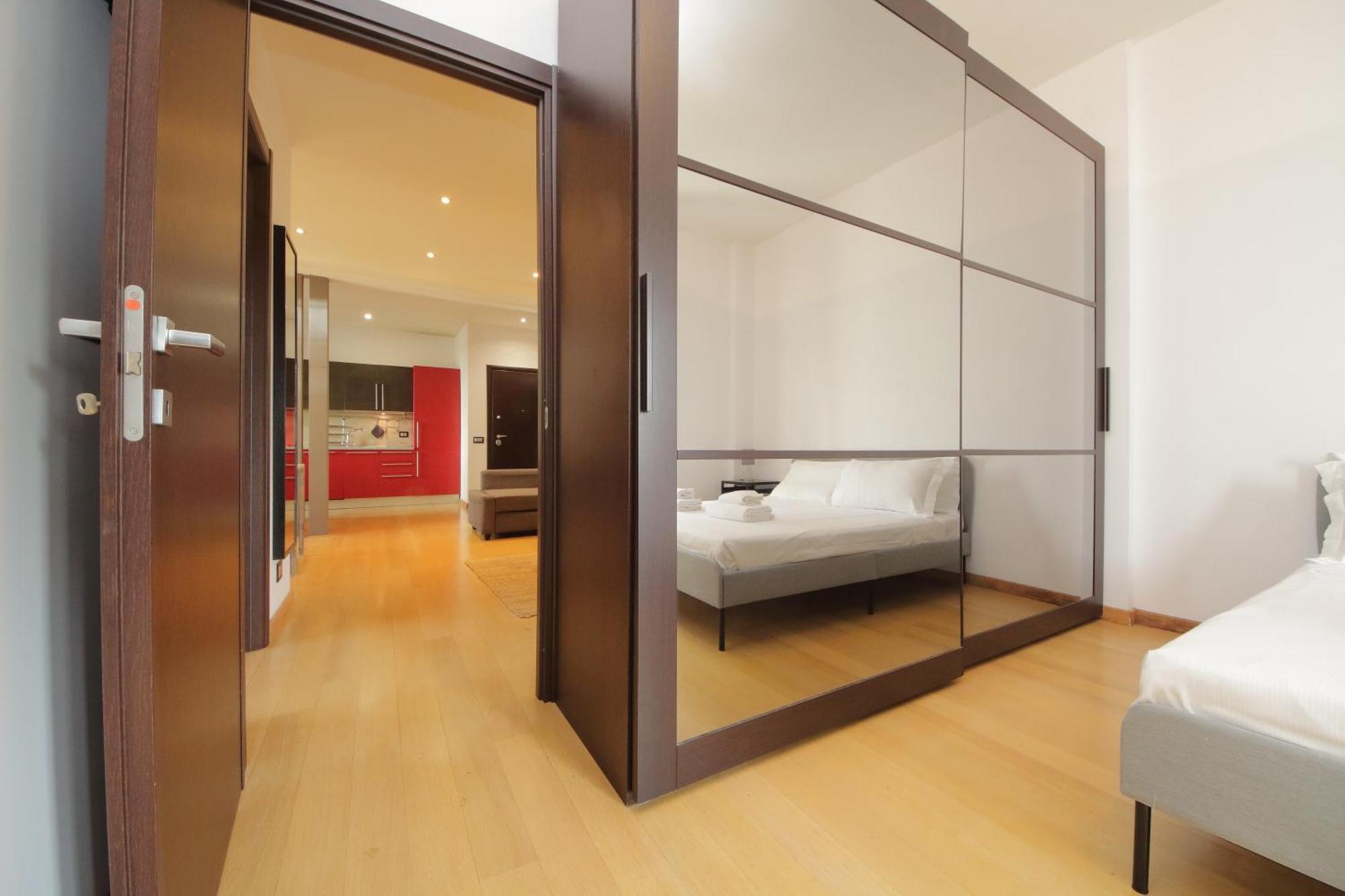 Cozy And Comfy Apartment In Piramide Metro Stop Рим Экстерьер фото